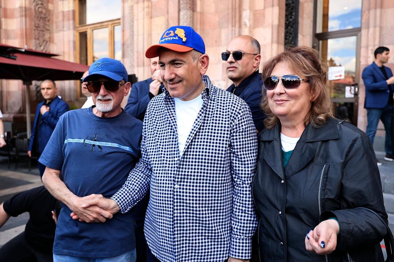 Paşinyanın partiyası hökuməti təkbaşına qurmaq hüququ əldə edib