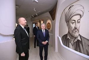 Ильхам Алиев ознакомился с исторической крепостью Арк в Бухаре-ВИДЕО