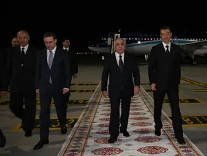 Али Асадов прибыл в Туркменистан
