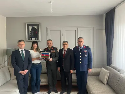 Военный атташе Азербайджана в Турции навестил семьи погибших в авиакатастрофе