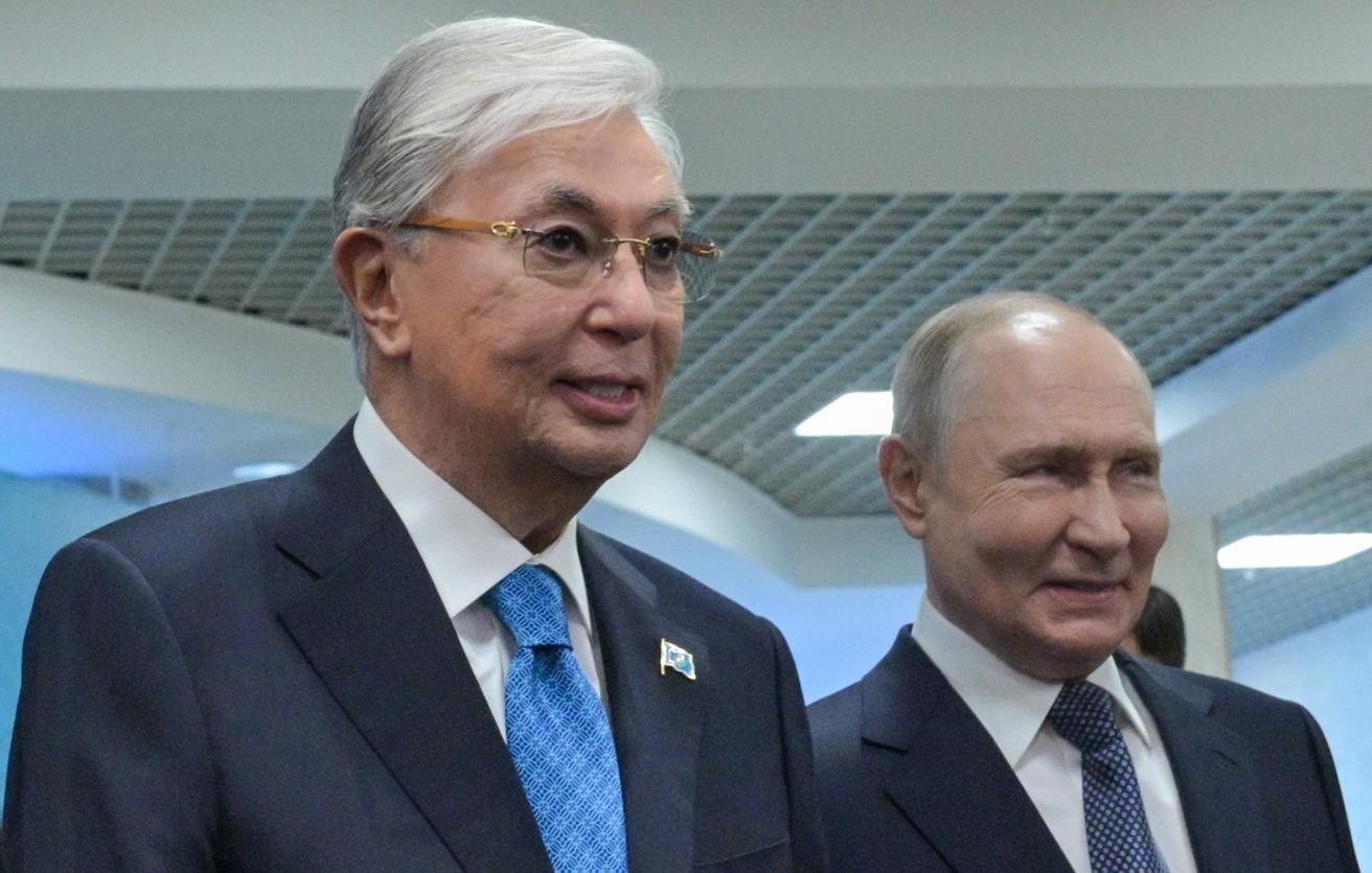 Токаев сравнил войну между Азербайджаном и Арменией с российско-украинской войной