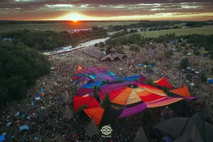 Macarıstanda iki nəfərin ölümündən sonra musiqi festivalı vaxtından əvvəl dayandırılıb