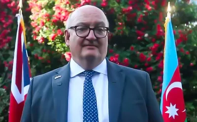 Посол Великобритании поздравил Азербайджан с Днем независимости