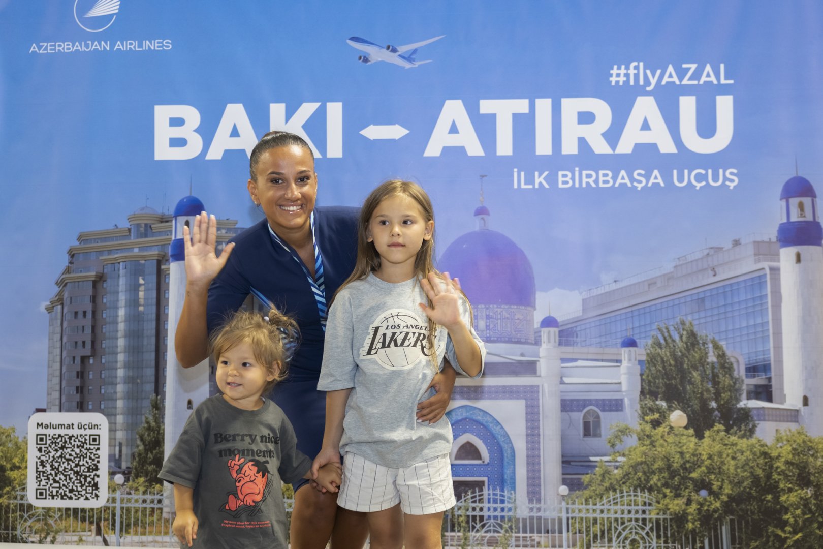 Azerbaijan Airlines успешно выполнила первый рейс в Атырау (ФОТО)