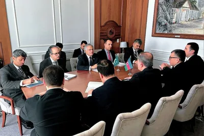 Переговоры глав МИД Азербайджана и Пакистана